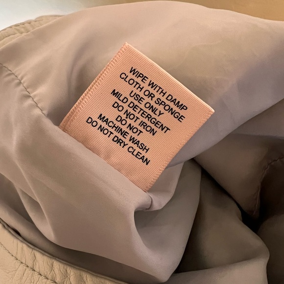 ⬇️Philosophy Women’s Zipper Jacket Size M Color Gray/Silver Looking Lots of Zips - Picture 12 of 15